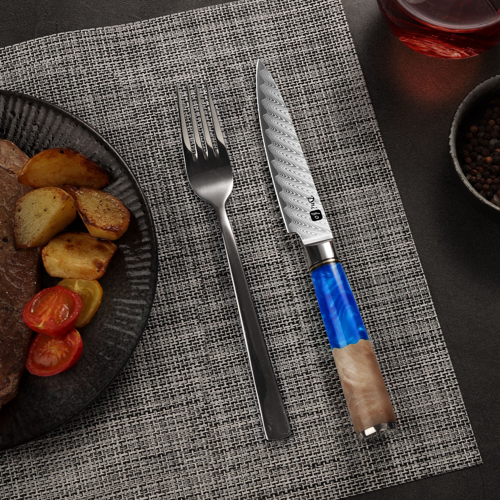 Kitchen Utility Knife 5 Inch, Japanese VG10 Steel Damascus Paring knife, Small Kitchen chef Knife with Gift Box and Resin Wood Handle, Ideal Birthday Gift for Men and Women